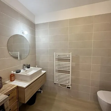 Bel Neuf Vue * L'Ile-Rousse (Corsica)