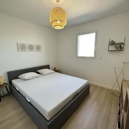 Bel Neuf Vue Apartment L'Ile-Rousse (Corsica)