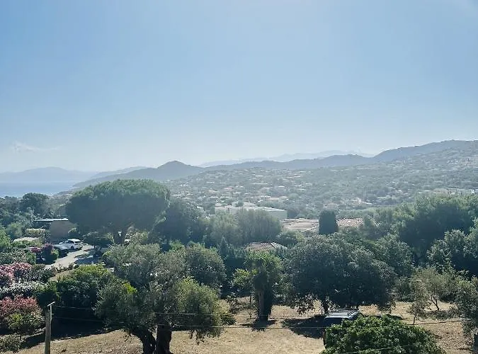 Apartament Bel Neuf Vue LʼÎle-Rousse