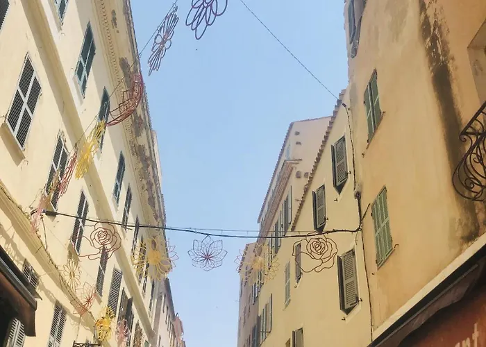 Apartament Bel Neuf Vue LʼÎle-Rousse